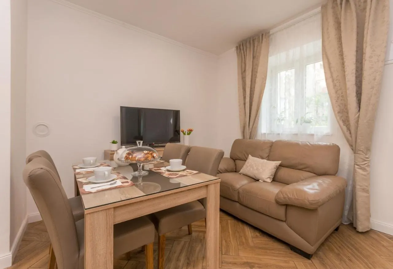 Apartment Maria Sali